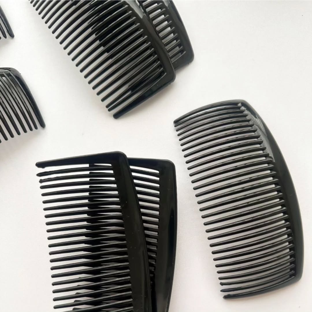 شانه‌موی مشکی